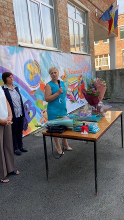 1 сентября в нашей школе двойной праздник: «День знаний», открытие в рамках национального проекта «Образование» центра образования естественно-научной и технологической направленности «Точка роста»